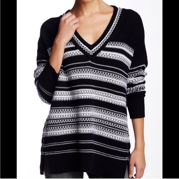 VINCE Women's Textured Knit V-Neck Relaxed Fit Sweater Black and White Size XS - Picture 8 of 8